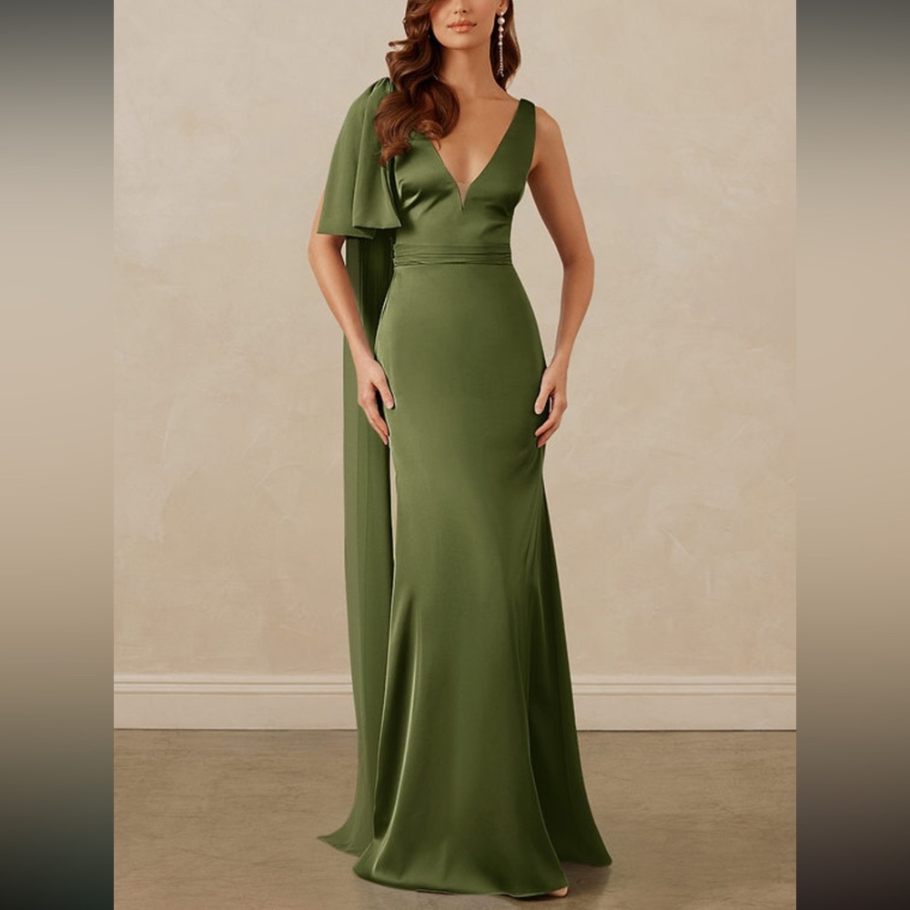 Azazie One Shoulder Green Dress